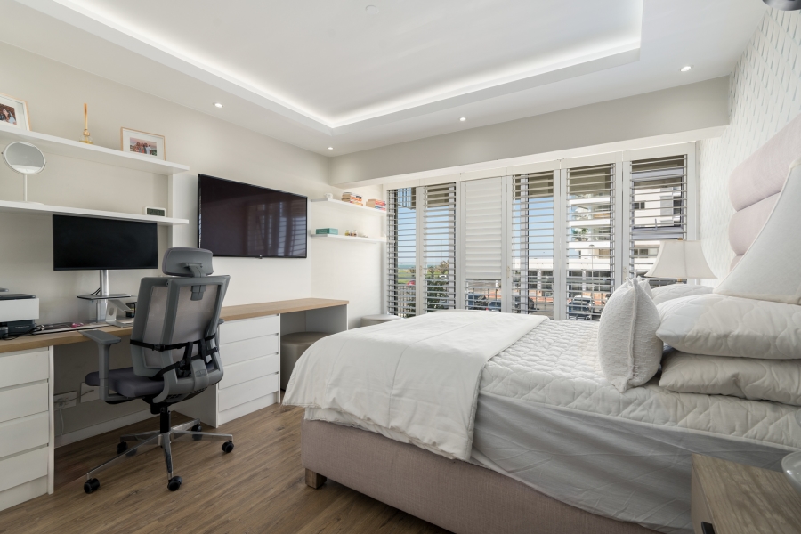 To Let 3 Bedroom Property for Rent in Mouille Point Western Cape
